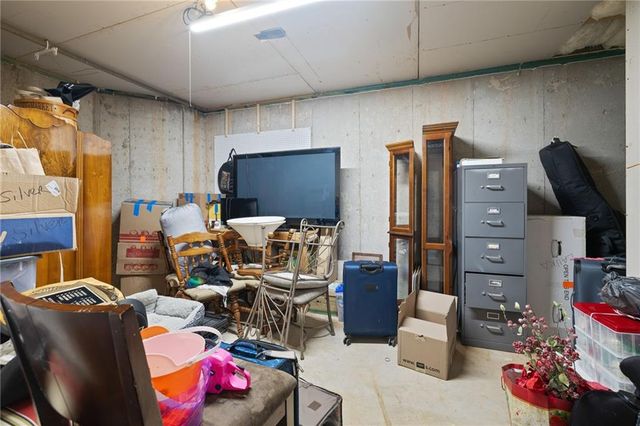 148 Montvale Drive, Hoschton, GA 30548