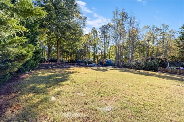 148 Montvale Drive, Hoschton, GA 30548