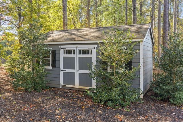 148 Montvale Drive, Hoschton, GA 30548