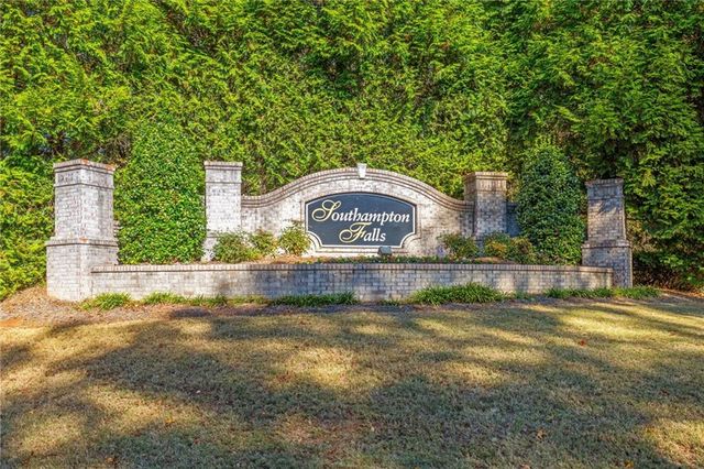 148 Montvale Drive, Hoschton, GA 30548