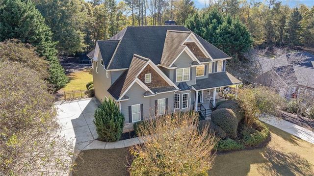 148 Montvale Drive, Hoschton, GA 30548