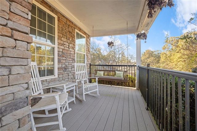 148 Montvale Drive, Hoschton, GA 30548