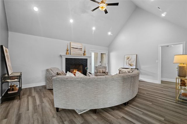 3 S Fiddlesticks Trail, Rogers, AR 72758