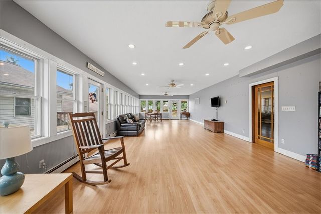 120 Brighton St, Homewood, PA 15010