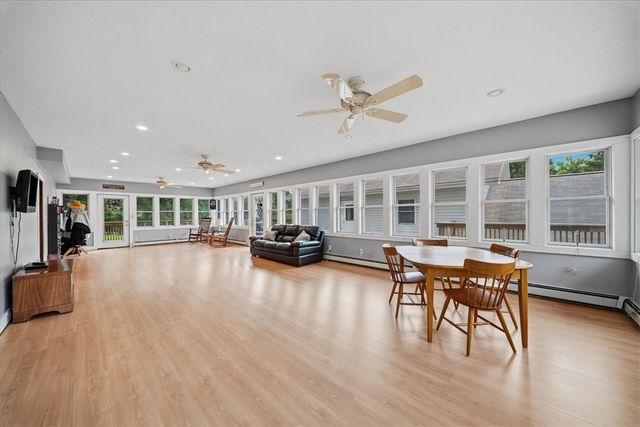 120 Brighton St, Homewood, PA 15010