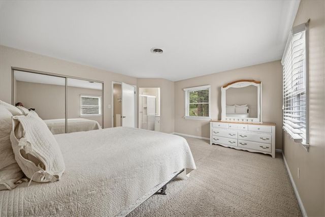 120 Brighton St, Homewood, PA 15010