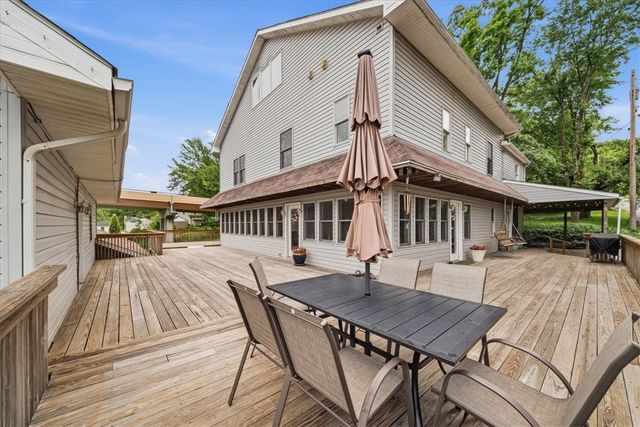 120 Brighton St, Homewood, PA 15010