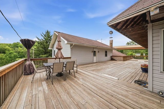 120 Brighton St, Homewood, PA 15010