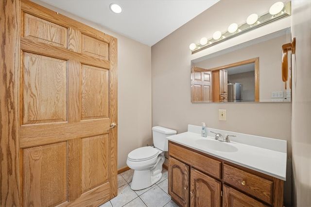 120 Brighton St, Homewood, PA 15010
