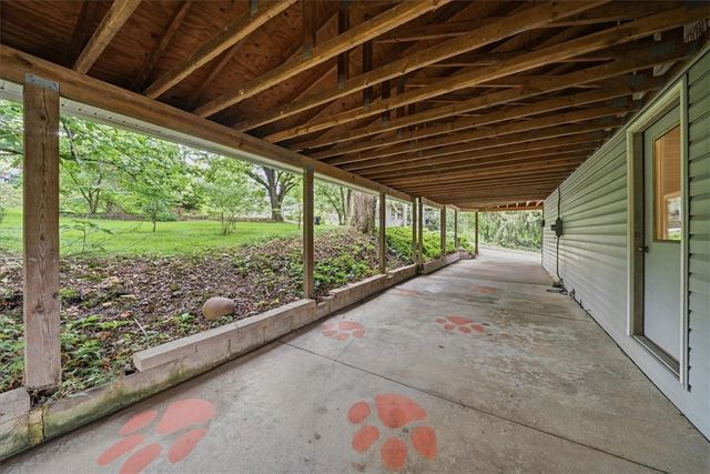 120 Brighton St, Homewood, PA 15010