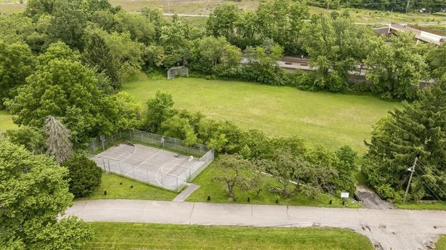 120 Brighton St, Homewood, PA 15010
