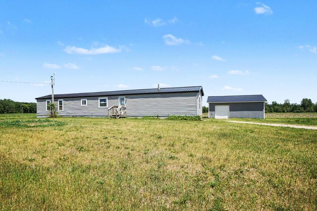4545 Bush Road, St. Louis, MI 48880