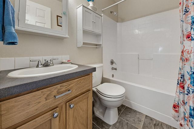 1244 N Pyrite Avenue, Kuna, ID 83634