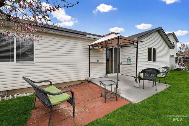 1244 N Pyrite Avenue, Kuna, ID 83634