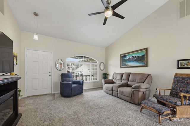 1244 N Pyrite Avenue, Kuna, ID 83634