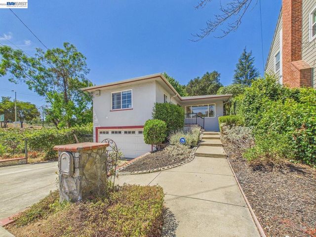 4015 Rusting Ave, Oakland, CA 94605