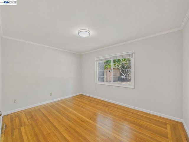 4015 Rusting Ave, Oakland, CA 94605
