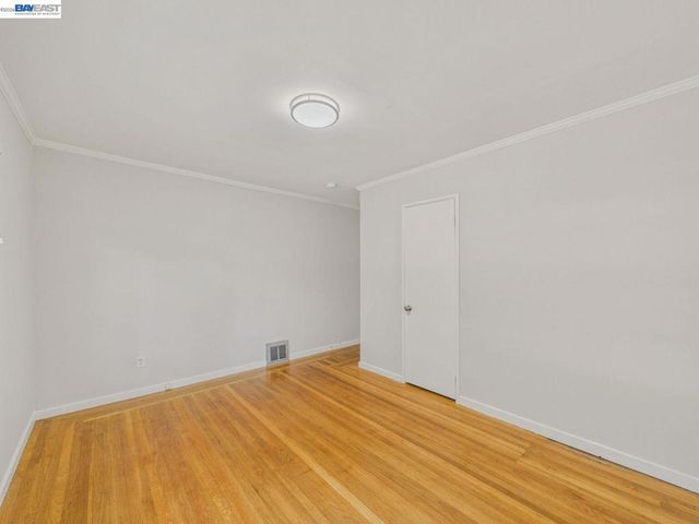 4015 Rusting Ave, Oakland, CA 94605