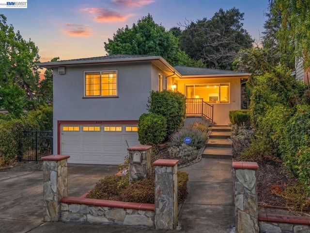 4015 Rusting Ave, Oakland, CA 94605