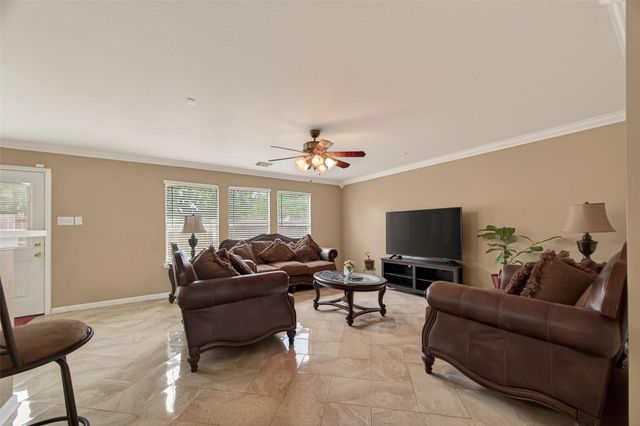 12002 S Christophers Walk Court, Houston, TX 77089