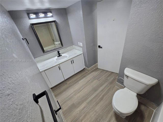 12555 NW 11th Way 103, Miami, FL 33182