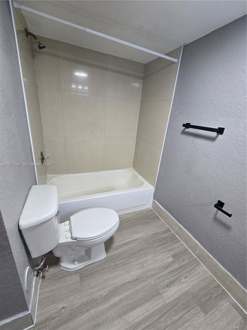 12555 NW 11th Way 103, Miami, FL 33182