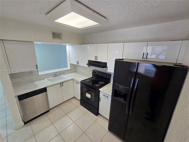 12555 NW 11th Way 103, Miami, FL 33182