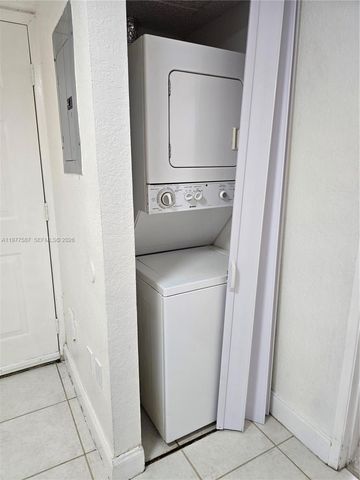 12555 NW 11th Way 103, Miami, FL 33182