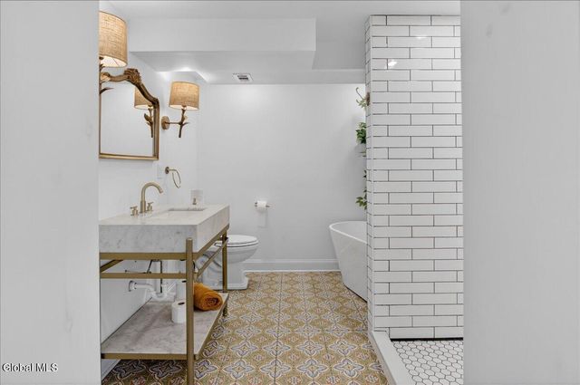 19 Berkeley Way, Wilton, NY 12866