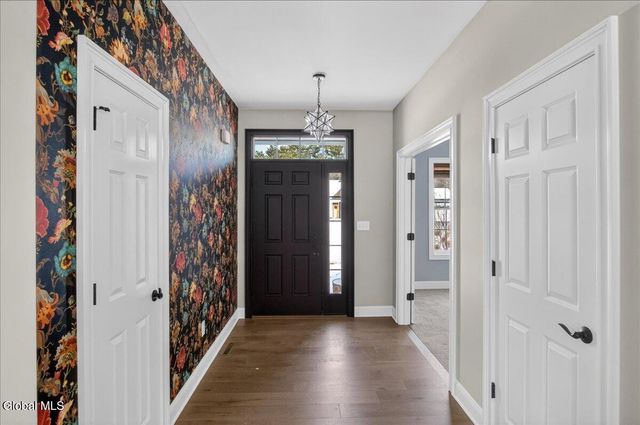 19 Berkeley Way, Wilton, NY 12866