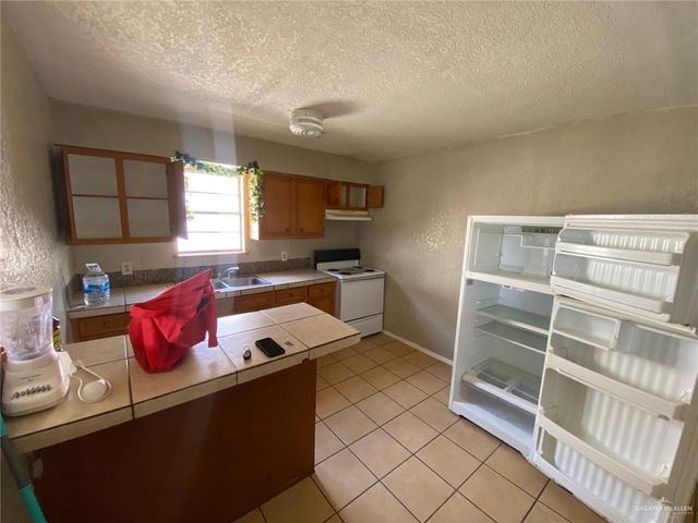 337 N Missouri Avenue, Mercedes, TX 78570