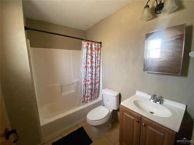 337 N Missouri Avenue, Mercedes, TX 78570