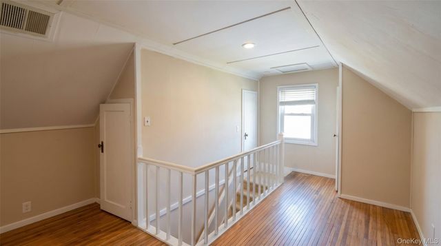 6 Sullivan Road, Farmingdale, NY 11735