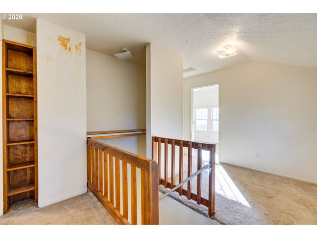 2223 Se 139th Ave, Portland, OR 97233