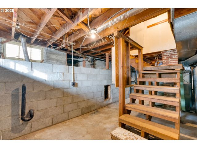 2223 Se 139th Ave, Portland, OR 97233