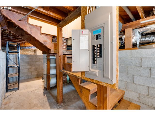 2223 Se 139th Ave, Portland, OR 97233