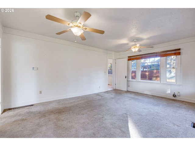 2223 Se 139th Ave, Portland, OR 97233