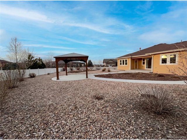 7401 Turnbull Ct, Windsor, CO 80550