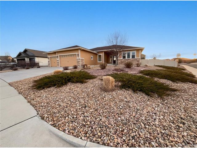 7401 Turnbull Ct, Windsor, CO 80550