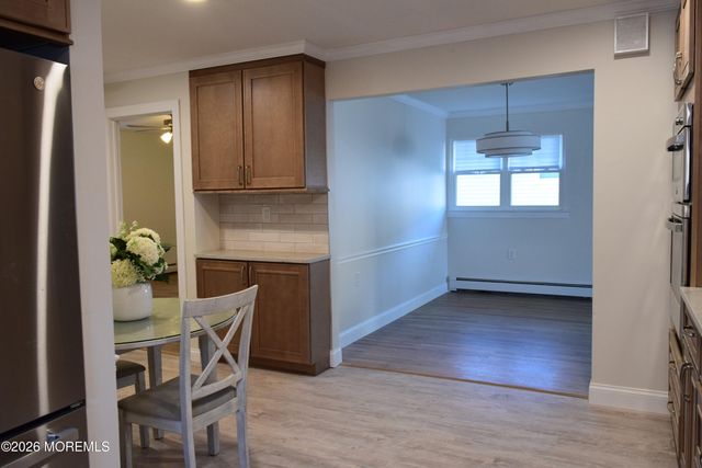 16 Mount Katadin Drive, Toms River, NJ 08753