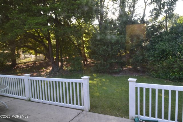 16 Mount Katadin Drive, Toms River, NJ 08753