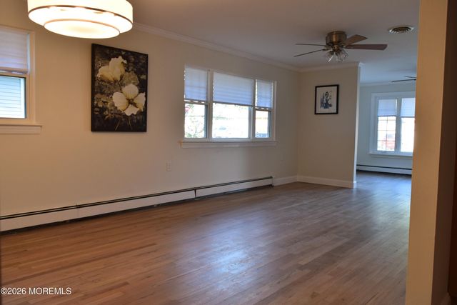 16 Mount Katadin Drive, Toms River, NJ 08753