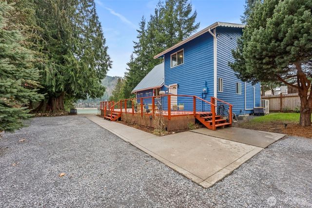 12914 532nd Street E, Eatonville, WA 98328