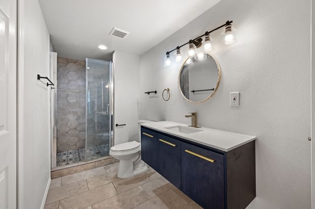 5617 Blackmore Avenue, Fort Worth, TX 76107