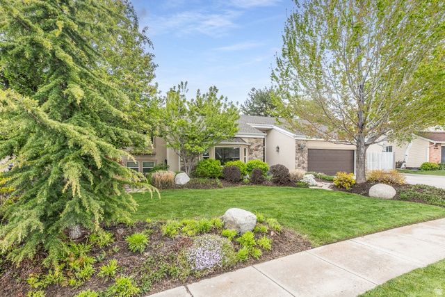 10183 S HICKORY POINT DR, Sandy, UT 84092