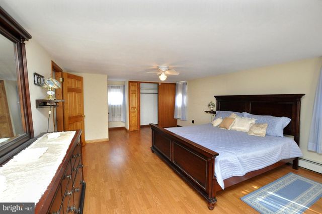 178 S PEMBERTON RD, Pemberton, NJ 08068