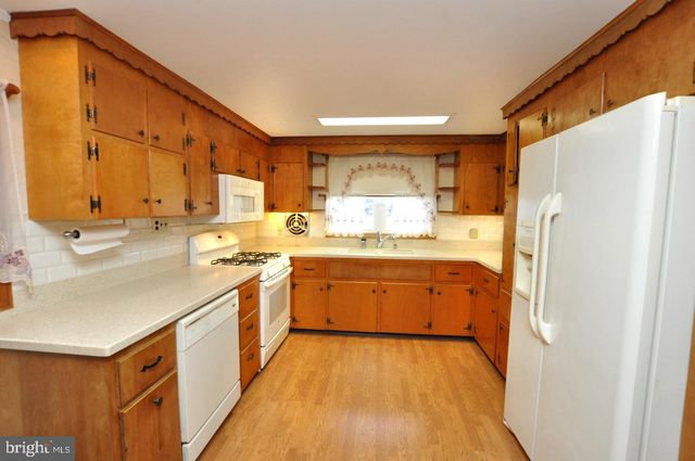 178 S PEMBERTON RD, Pemberton, NJ 08068