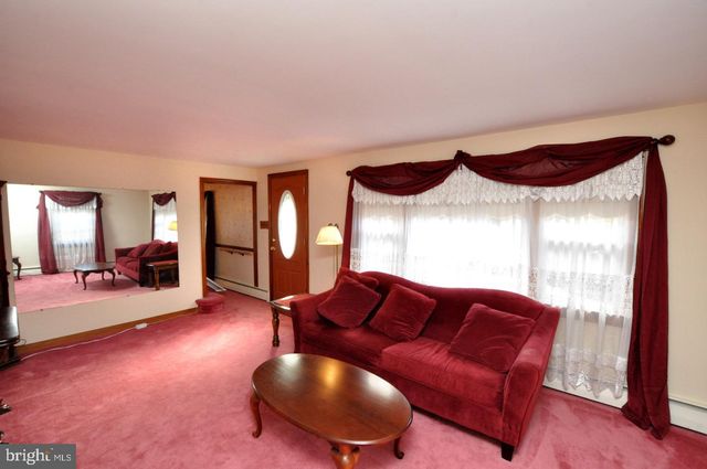 178 S PEMBERTON RD, Pemberton, NJ 08068