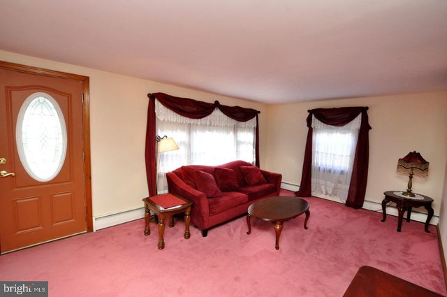 178 S PEMBERTON RD, Pemberton, NJ 08068