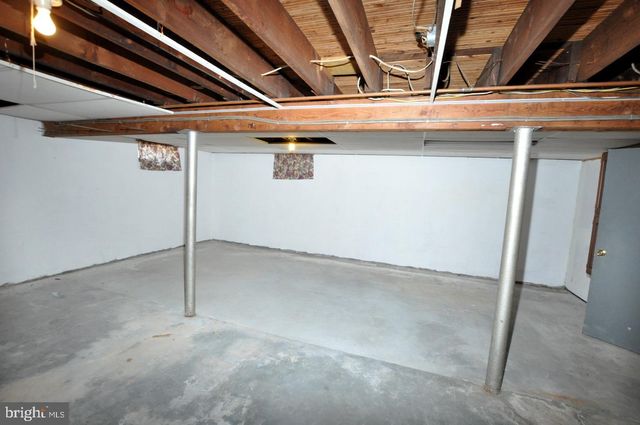 178 S PEMBERTON RD, Pemberton, NJ 08068